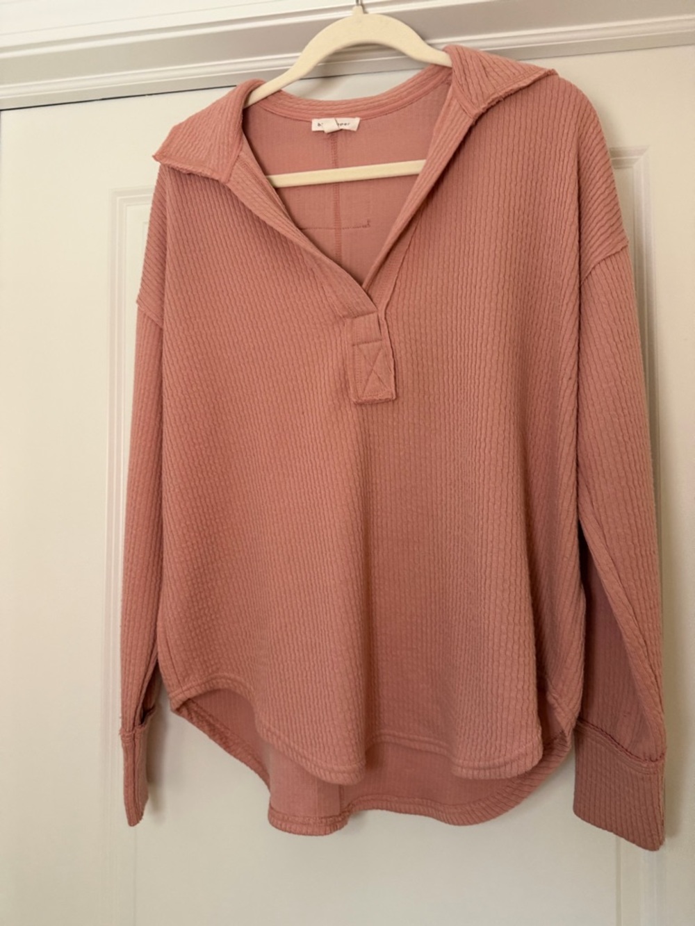 Blu Pepper Rose Blush Ribbed Knit Crew